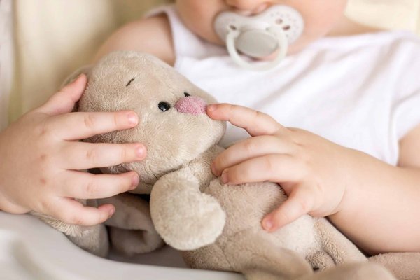 La peluche octopus réversible géante : Les différentes facettes d'un camarade doux et ludique